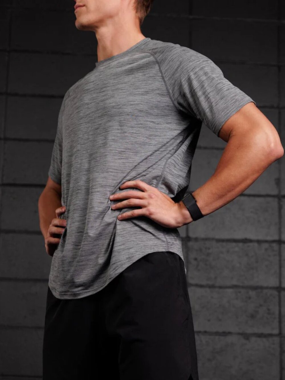 NWT Endeavor Athletic Mens SmartTech Raglan Performance Tee Black Heather Large